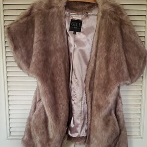G.I.L.I Faux Fur Vest Size 14